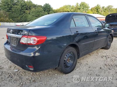 Trzecie zdjęcie samochodu z tyłu: 2013 TOYOTA COROLLA BASE VIN:2T1BU4EE1DC941834 - miniatura