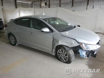 Czwarte zdjęcie samochodu z boku: 2020 HYUNDAI ELANTRA SE VIN:5NPD74LF5LH504295 - miniatura