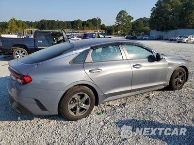 Trzecie zdjęcie samochodu z tyłu: 2021 KIA K5 LXS VIN:5XXG14J25MG041179 - miniatura