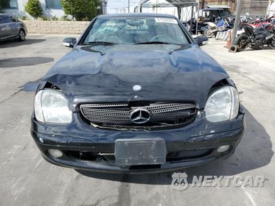 Piąte zdjęcie samochodu w środku: 2002 MERCEDES-BENZ SLK 230 KOMPRESSOR VIN:WDBKK49F82F266754 - miniatura