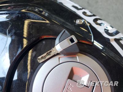 Zdjęcie 8 z 10 samochodu: 2025 BMW S 1000 RR VIN:WB10P2301S6L64332 - miniatura