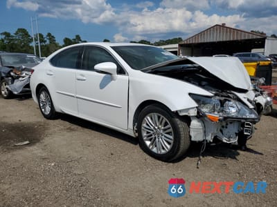 Czwarte zdjęcie samochodu z boku: 2014 LEXUS ES 350 VIN:JTHBK1GG1E2146073 - miniatura