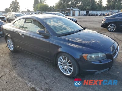 Czwarte zdjęcie samochodu z boku: 2008 VOLVO C70 T5 VIN:YV1MC67288J046937 - miniatura