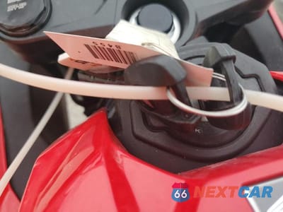 Zdjęcie 8 z 9 samochodu: 2024 HONDA CBR650 R VIN:MLHRH1559R5001459 - miniatura