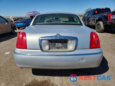 Zdjęcie 6 z 14 samochodu: 1999 LINCOLN TOWN CAR CARTIER VIN:1LNHM83W7XY621331 - miniatura