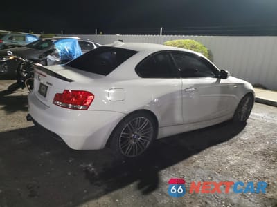 Trzecie zdjęcie samochodu z tyłu: 2012 BMW 135 I VIN:WBAUC9C51CVM12873 - miniatura