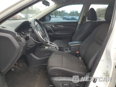 Zdjęcie 7 z 16 samochodu: 2017 NISSAN ROGUE SV VIN:5N1AT2MVXHC865187 - miniatura