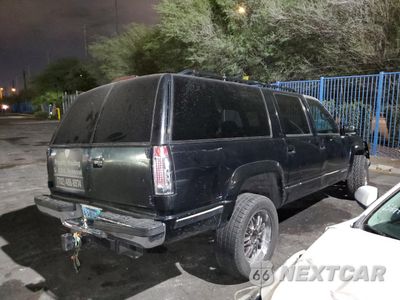 Trzecie zdjęcie samochodu z tyłu: 1996 CHEVROLET SUBURBAN K2500 VIN:3GNGK26R0TG129910 - miniatura