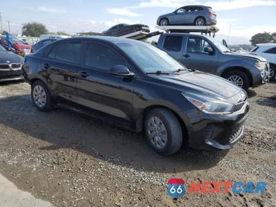Czwarte zdjęcie samochodu z boku: 2019 KIA RIO S VIN:3KPA24AB9KE210726 - miniatura