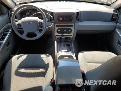 Zdjęcie 8 z 13 samochodu: 2007 JEEP GRAND CHER VIN:1J8GR48K57C681839 - miniatura