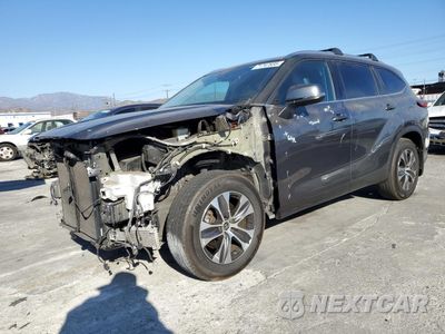 2021 TOYOTA HIGHLANDER XLE 5TDHZRBH2MS531851 - główne zdjęcie licytacji z USA - miniatura