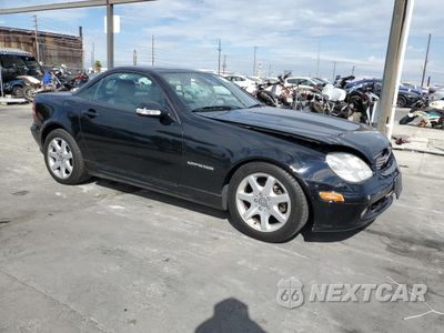 Czwarte zdjęcie samochodu z boku: 2002 MERCEDES-BENZ SLK 230 KOMPRESSOR VIN:WDBKK49F82F266754 - miniatura