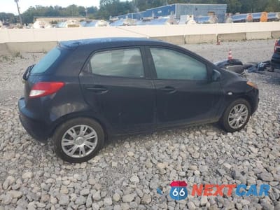 Trzecie zdjęcie samochodu z tyłu: 2012 MAZDA MAZDA2 VIN:JM1DE1KY5C0135720 - miniatura