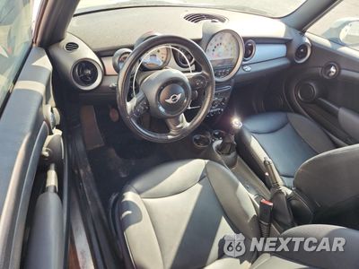 Zdjęcie 8 z 13 samochodu: 2011 MINI COOPER VIN:WMWZN3C50BT265131 - miniatura