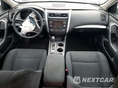 Zdjęcie 8 z 12 samochodu: 2015 NISSAN ALTIMA 2.5 VIN:1N4AL3AP3FN374838 - miniatura