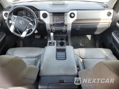 Zdjęcie 8 z 12 samochodu: 2019 TOYOTA TUNDRA DOUBLE CAB LIMITED VIN:5TFBY5F17KX783889 - miniatura