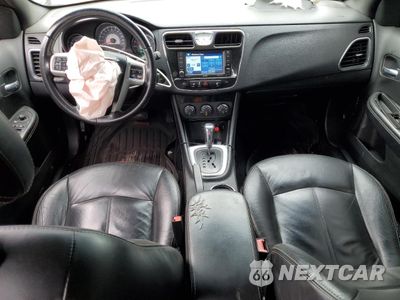 Zdjęcie 8 z 14 samochodu: 2012 CHRYSLER 200 LIMITED VIN:1C3CCBCB4CN106833 - miniatura