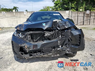 Piąte zdjęcie samochodu w środku: 2025 BMW X6 XDRIVE40I VIN:5UX33EX0XS9Z03745 - miniatura