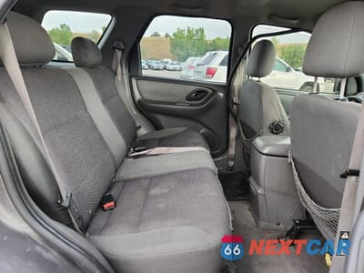 Zdjęcie 11 z 14 samochodu: 2002 FORD ESCAPE XLT VIN:1FMYU04102KB56858 - miniatura