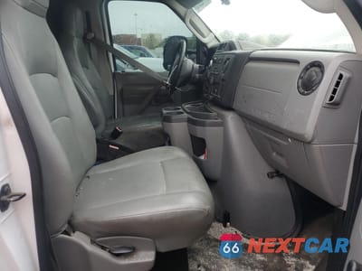 Zdjęcie 7 z 12 samochodu: 2014 FORD ECONOLINE E250 VAN VIN:1FTNE2EW2EDA59695 - miniatura