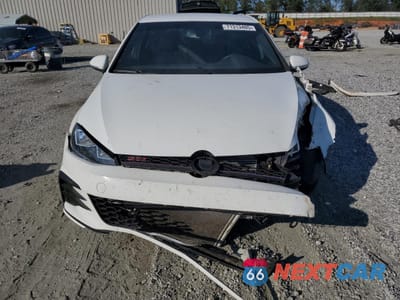 Piąte zdjęcie samochodu w środku: 2019 VOLKSWAGEN GTI S VIN:3VW5T7AU9KM021546 - miniatura