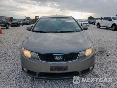 Piąte zdjęcie samochodu w środku: 2010 KIA FORTE SX VIN:KNAFW4A33A5048604 - miniatura