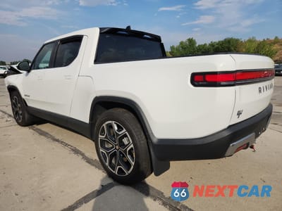 Drugie zdjęcie samochodu z przodu: 2025 RIVIAN R1T ADVENTURE VIN:7FCTGBAA5SN041980 - miniatura