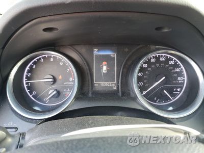 Zdjęcie 9 z 13 samochodu: 2018 TOYOTA CAMRY L VIN:4T1B11HK8JU666093 - miniatura