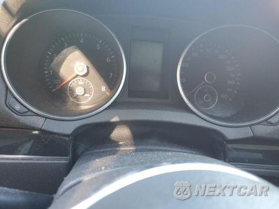 Zdjęcie 9 z 13 samochodu: 2010 VOLKSWAGEN GTI VIN:WVWHD7AJ6AW289178 - miniatura