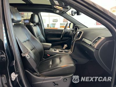Piąte zdjęcie samochodu w środku: 2017 JEEP GRAND CHEROKEE LIMITED VIN:1C4RJFBGXHC861214 - miniatura