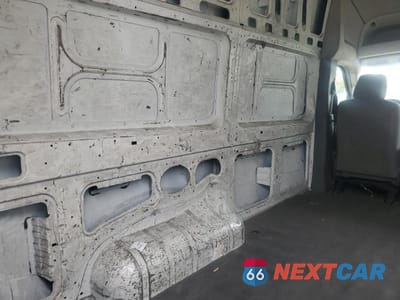 Zdjęcie 11 z 14 samochodu: 2013 NISSAN NV 2500 VIN:1N6BF0LXXDN111368 - miniatura