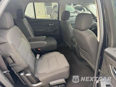 Zdjęcie 11 z 15 samochodu: 2021 CHEVROLET TRAVERSE LT VIN:1GNERGKW7MJ168621 - miniatura