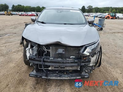 Piąte zdjęcie samochodu w środku: 2022 NISSAN ROGUE SPORT S VIN:JN1BJ1AV3NW581586 - miniatura