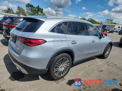 Trzecie zdjęcie samochodu z tyłu: 2024 MERCEDES-BENZ GLC 300 4MATIC VIN:W1NKM4HB5RF100298 - miniatura