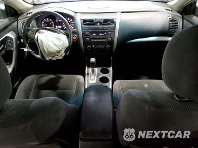 Zdjęcie 8 z 13 samochodu: 2013 NISSAN ALTIMA 2.5 VIN:1N4AL3AP5DN569529 - miniatura