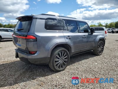 Trzecie zdjęcie samochodu z tyłu: 2024 LEXUS GX 550 LUXURY VIN:JTJVBCDX2R5021034 - miniatura
