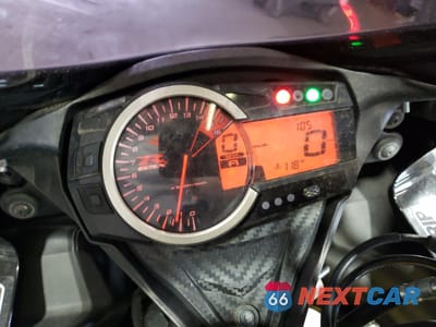 Zdjęcie 7 z 9 samochodu: 2018 SUZUKI GSX-R600 VIN:JS1GN7FAXJ2100776 - miniatura