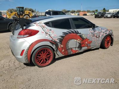 Trzecie zdjęcie samochodu z tyłu: 2017 HYUNDAI VELOSTER VIN:KMHTC6AD0HU305572 - miniatura