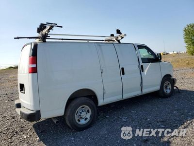 Trzecie zdjęcie samochodu z tyłu: 2019 CHEVROLET EXPRESS G3500 VIN:1GCZGGFGXK1351432 - miniatura
