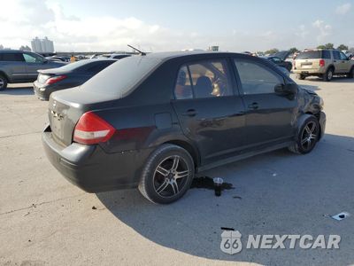 Trzecie zdjęcie samochodu z tyłu: 2009 NISSAN VERSA S VIN:3N1CC11E59L469513 - miniatura