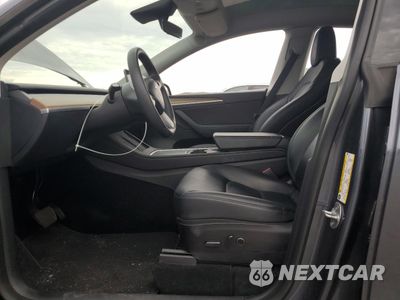 Zdjęcie 7 z 13 samochodu: 2023 TESLA MODEL Y VIN:7SAYGDEE6PF693505 - miniatura