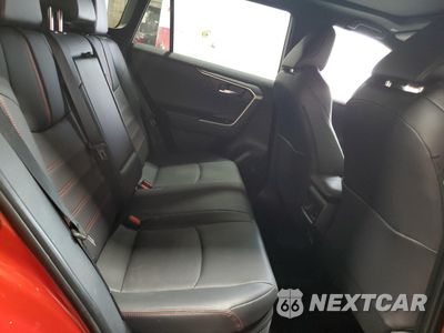Zdjęcie 11 z 16 samochodu: 2025 TOYOTA RAV4 XSE VIN:JTMFB3FV6SD253697 - miniatura