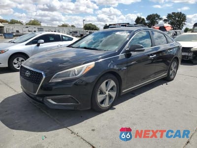 2016 HYUNDAI SONATA HYBRID KMHE34L16GA019158 - główne zdjęcie licytacji z USA - miniatura