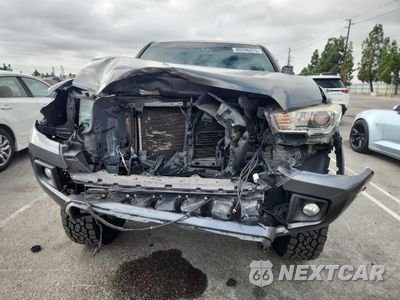 Piąte zdjęcie samochodu w środku: 2016 TOYOTA TACOMA DOUBLE CAB VIN:3TMCZ5AN6GM022702 - miniatura