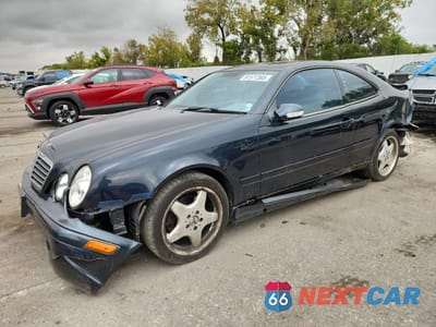 2000 MERCEDES-BENZ CLK 430 WDBLJ70G3YF154158 - główne zdjęcie licytacji z USA - miniatura