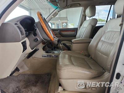 Zdjęcie 7 z 13 samochodu: 2005 LEXUS LX 470 VIN:JTJHT00W453550321 - miniatura