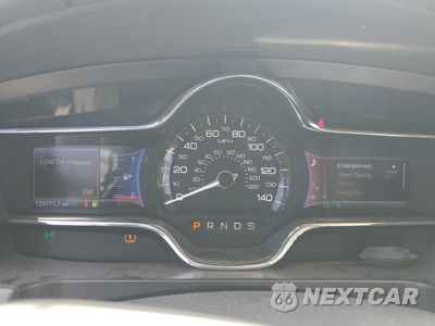 Zdjęcie 9 z 12 samochodu: 2013 LINCOLN MKS VIN:1LNHL9DKXDG612192 - miniatura