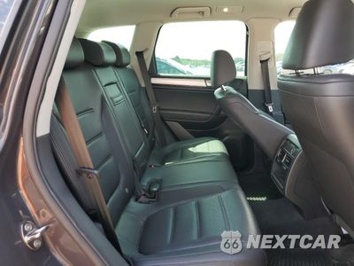 Zdjęcie 11 z 15 samochodu: 2012 VOLKSWAGEN TOUAREG V6 TDI VIN:WVGFK9BP8CD005071 - miniatura