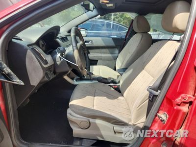 Zdjęcie 7 z 12 samochodu: 2010 FORD FOCUS SES VIN:1FAHP3GN0AW237156 - miniatura