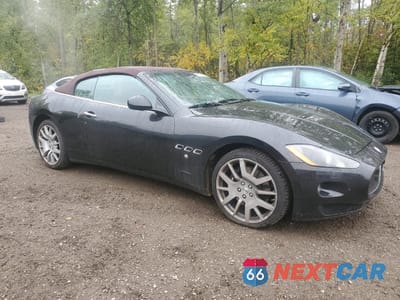 Czwarte zdjęcie samochodu z boku: 2010 MASERATI GRANTURISMO VIN:ZAM45KMA9A0052483 - miniatura